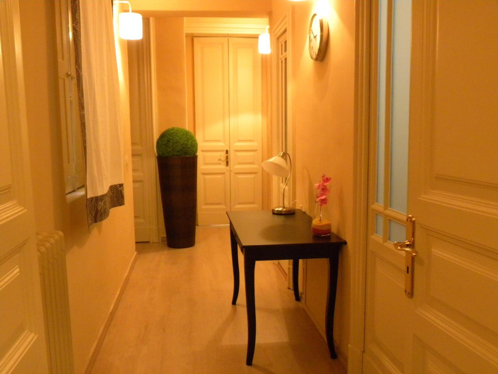B&B Residenza Umberto Catania-Fontanarossai nemzetközi repülőtér Kültér fotó