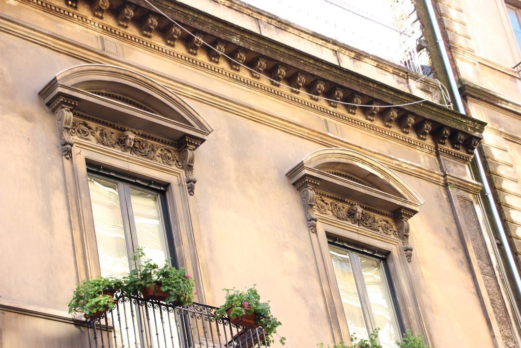 B&B Residenza Umberto Catania-Fontanarossai nemzetközi repülőtér Kültér fotó