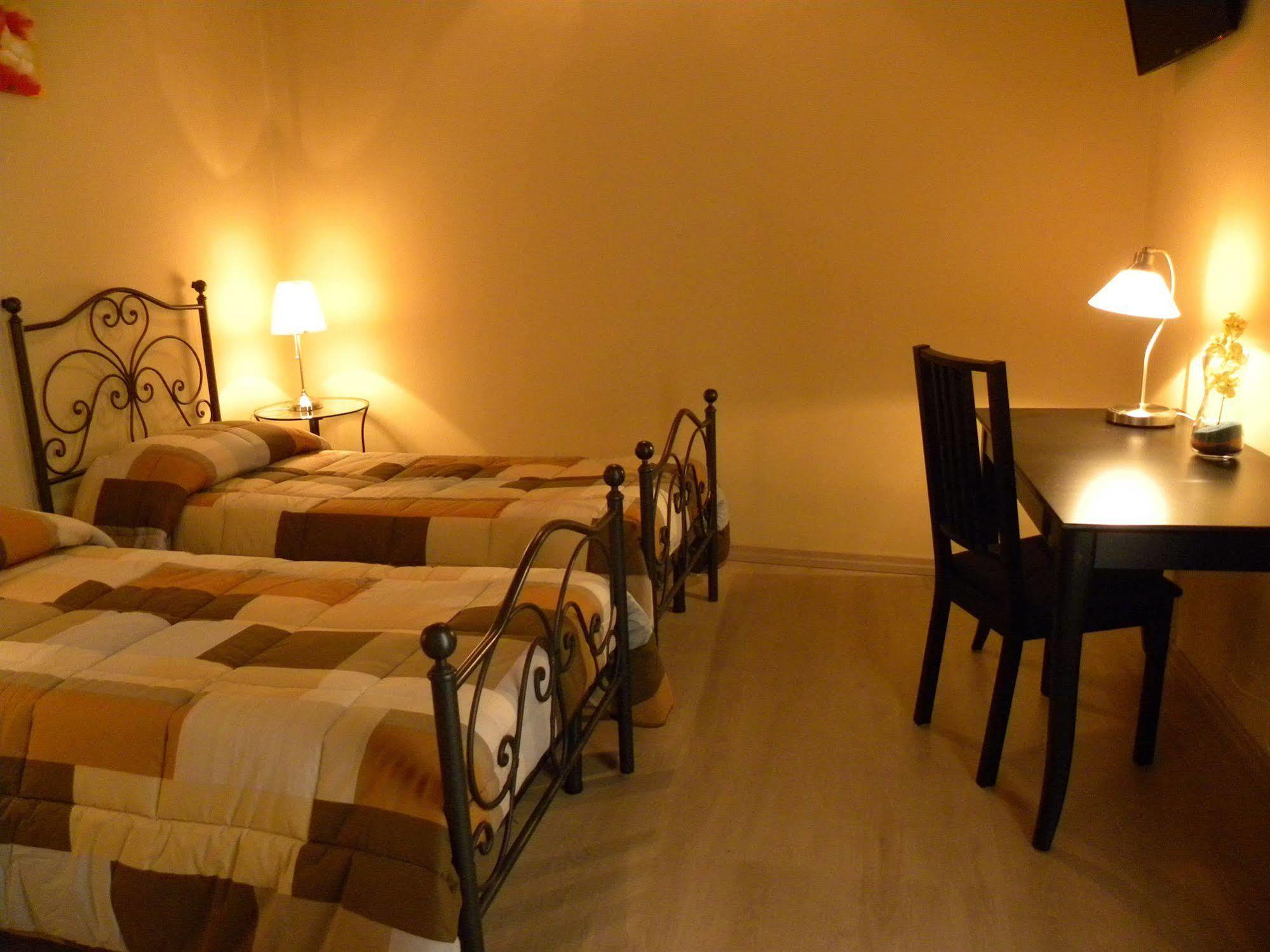 B&B Residenza Umberto Catania-Fontanarossai nemzetközi repülőtér Kültér fotó